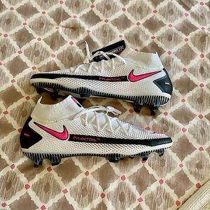 Nike Phantom GT Elite Dynamic Fit FG Soccer Cleat